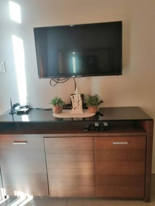 12 -A Portovita North Tower Quezon City Bagian luar foto